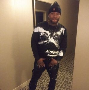 Meet your Posher, Carlo